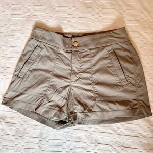 Women’s Athleta Shorts Size 4 Gray Color